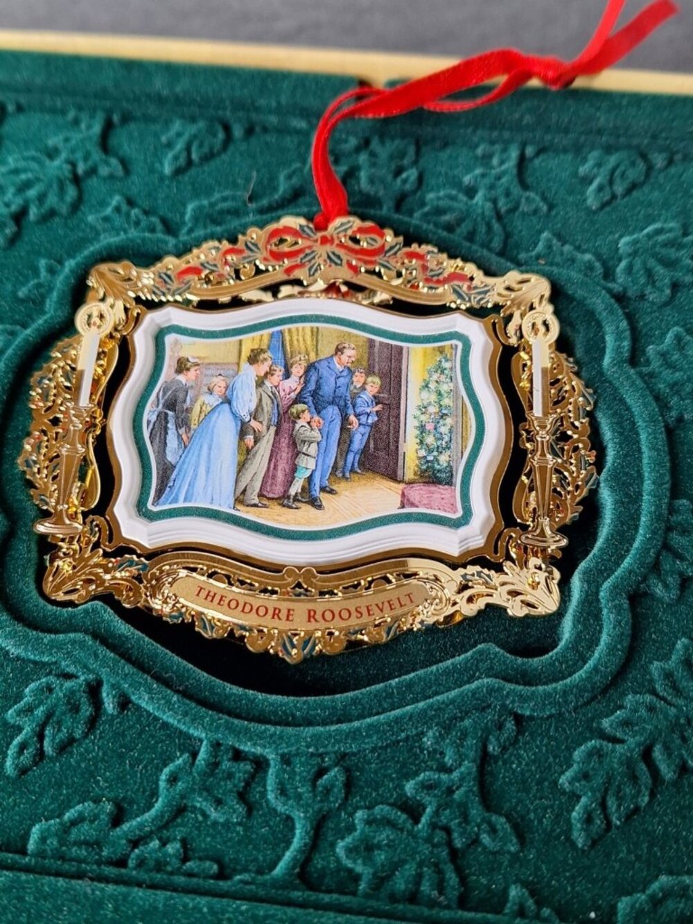 The White House Historical Association Christmas Ornament 2011 - Picture 2 of 5